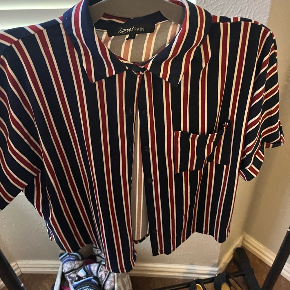 Cute can be unisex too stretchy good quality medium